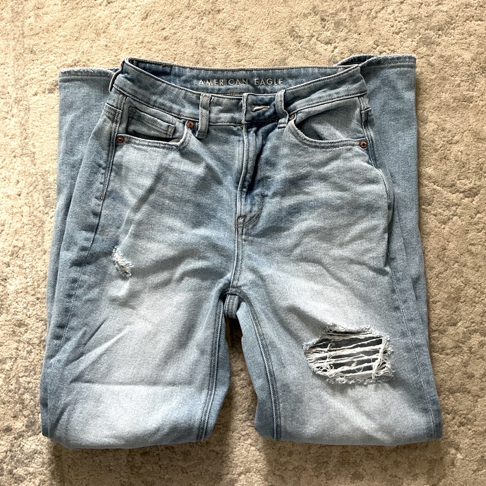 American eagle ripped jeans